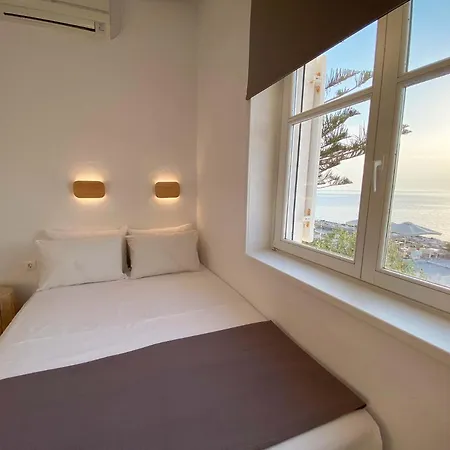 Lyra Seafront , Paroikia Town Center Hébergement de vacances