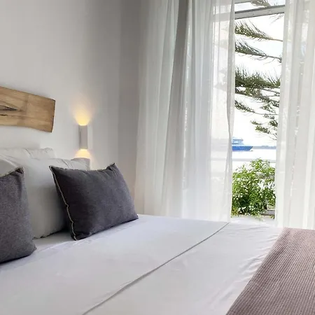 Lyra Seafront , Paroikia Town Center Дом отдыха